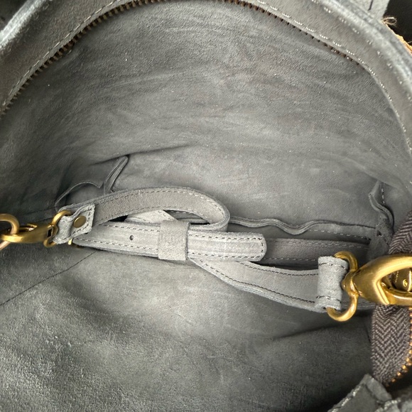 Portland Leather Goods Peppercorn (?) Mini Zip Crossbody Tote - Picture 9 of 10